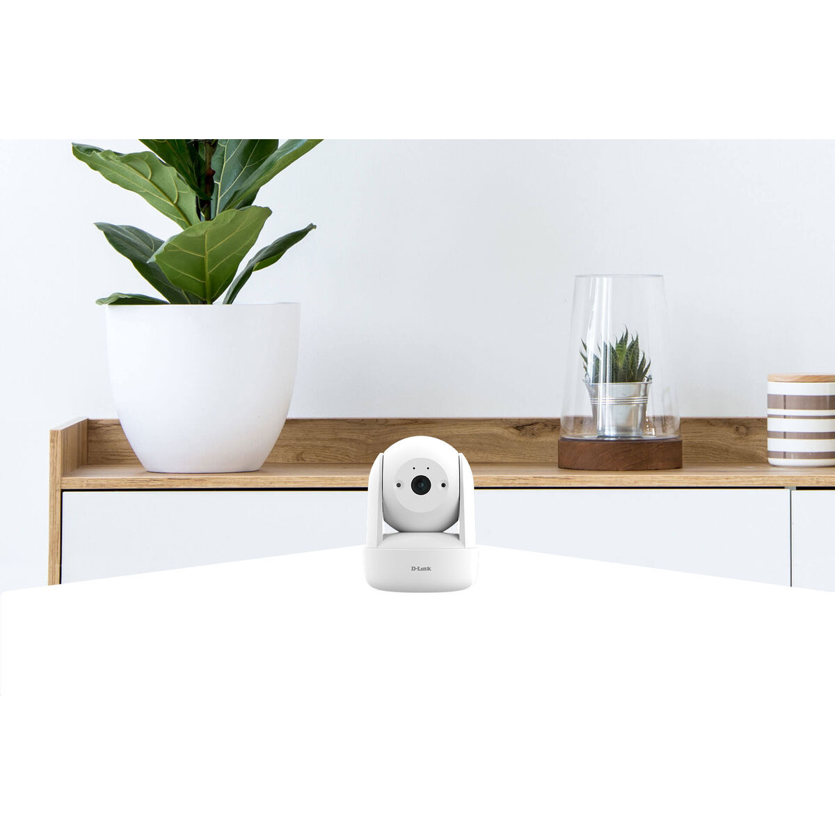 Stebėjimo kamera D-Link DCS-6501LH/EC1
